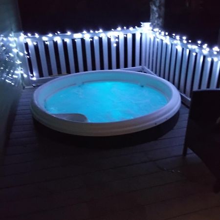 19 Laurel Close Highly Recommended 6 Berth Holiday Home With Hot Tub In Prime Location Tattershall Exteriör bild